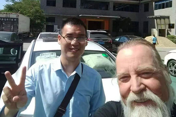 ADDENT INC-ek Shenzhen Starwall Teknologia bisitatzen du Factory Tourrako